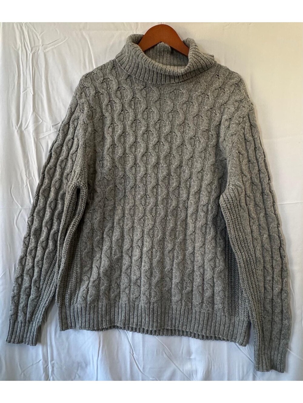 Mutual Weave Sweater XL Gray Cable Knit Turtleneck Wool Blend Cozy